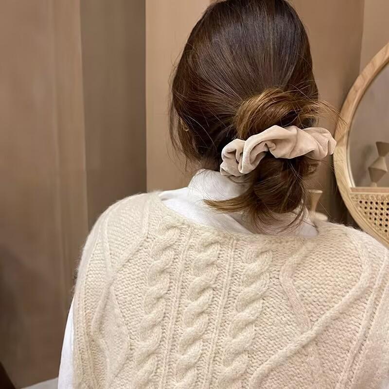 Women Hair Scrunchies Vintage Velvet Solid Color Hair Band for Girls Ponytail Holder Rubber Bands Hair Ties Accessories