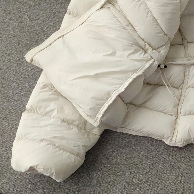 Womens Short Puffer Jacket With Hood Slim Fit Lightweight Down Coat Winter Daily Wear