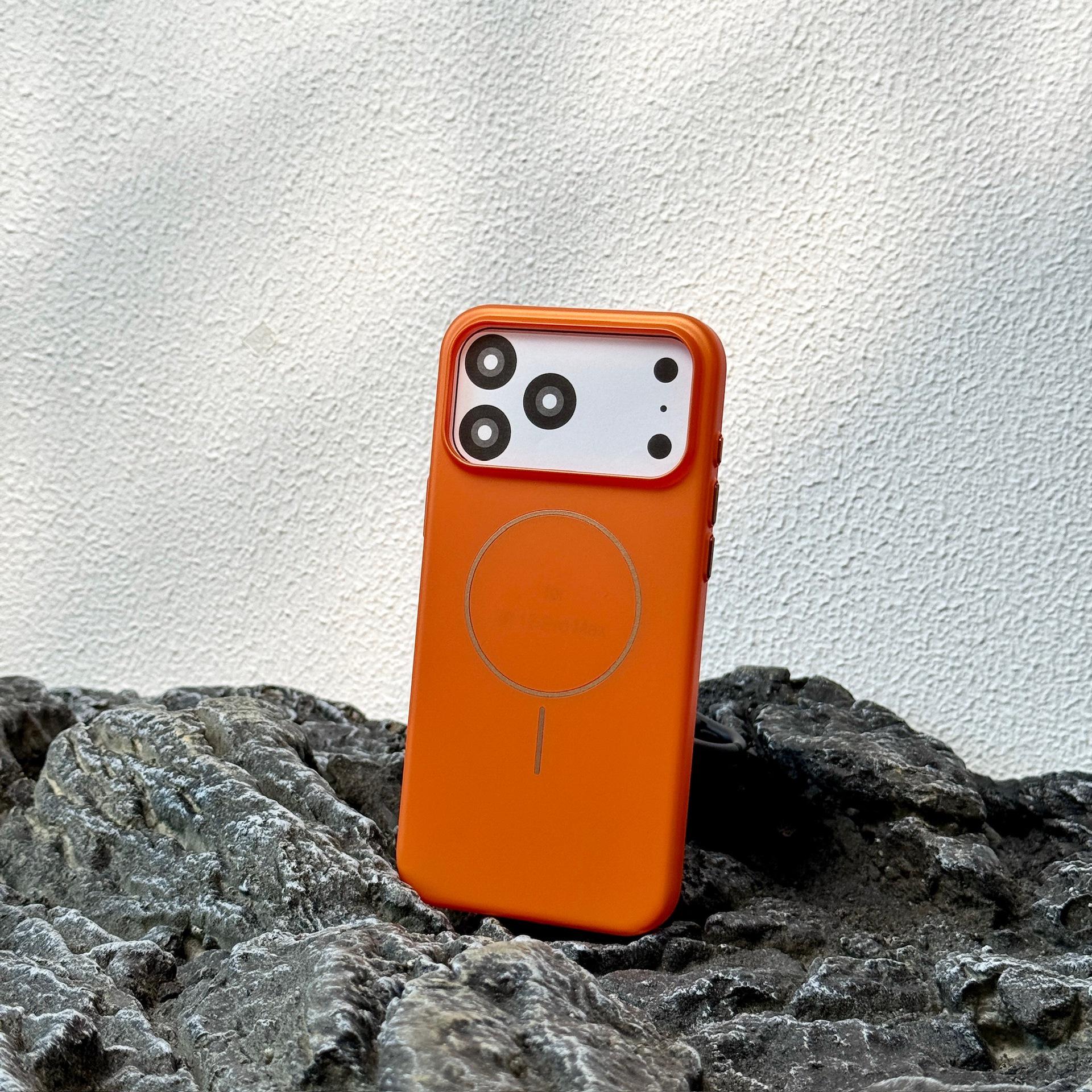 

iPhone 17 Magnetic Frosted Case for 13/14/15/16 Pro Max - Solid Color, Drop-Proof, Skin-Feel Protective Cover iPhone 16 Plus помаранчевий