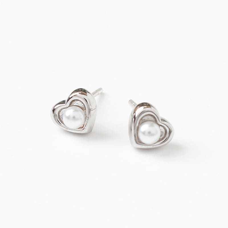 Noonoo Fingers Baby Heart Pearl Earrings