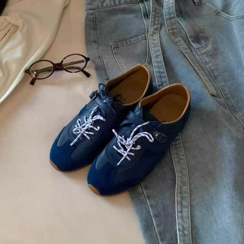 

Новый нишевый дизайн, спортивные тренировочные туфли на шнуровке с круглым носком, женские универсальные и удобные одинарные туфли 40 коричневый