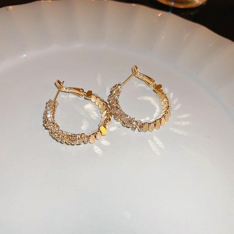 European and American plain ring earrings, stud earrings, cold wind, niche earrings, temperament earrings, light luxury