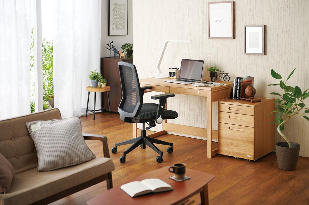 Koizumi Furniture KOIZUMI (Study Desk) Desk Light, LED Light, Illuminator, LED Stand Light, White, PCL-011WH