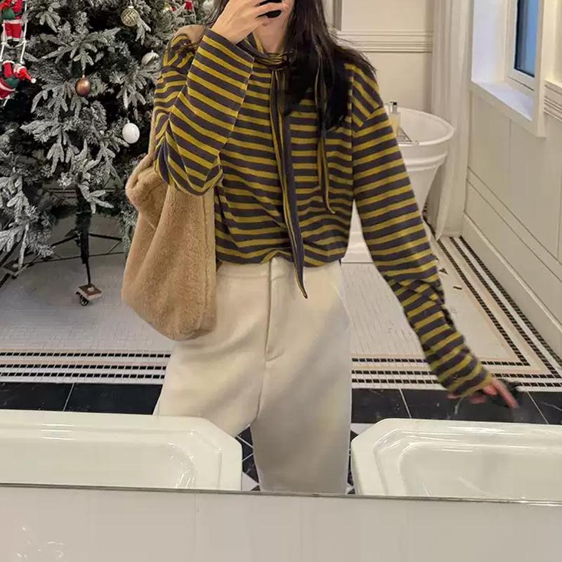 

In Stock: September 2026 Striped Plush Long-Sleeved Multi-Wear Winter T-Shirt M