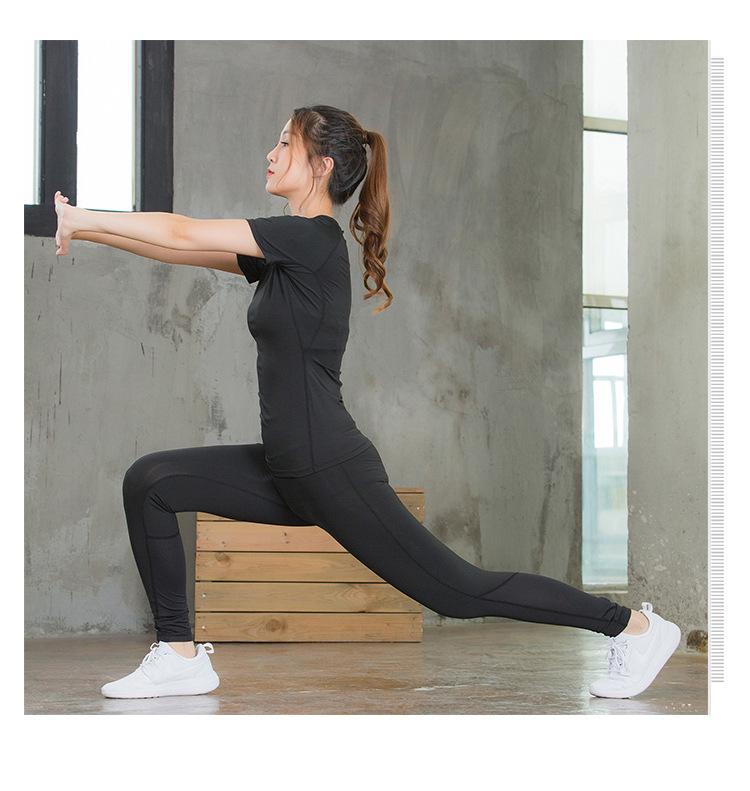 PRO Quick-Dry Sweat-Wicking Stretchy Short Sleeve Fitness T-Shirt