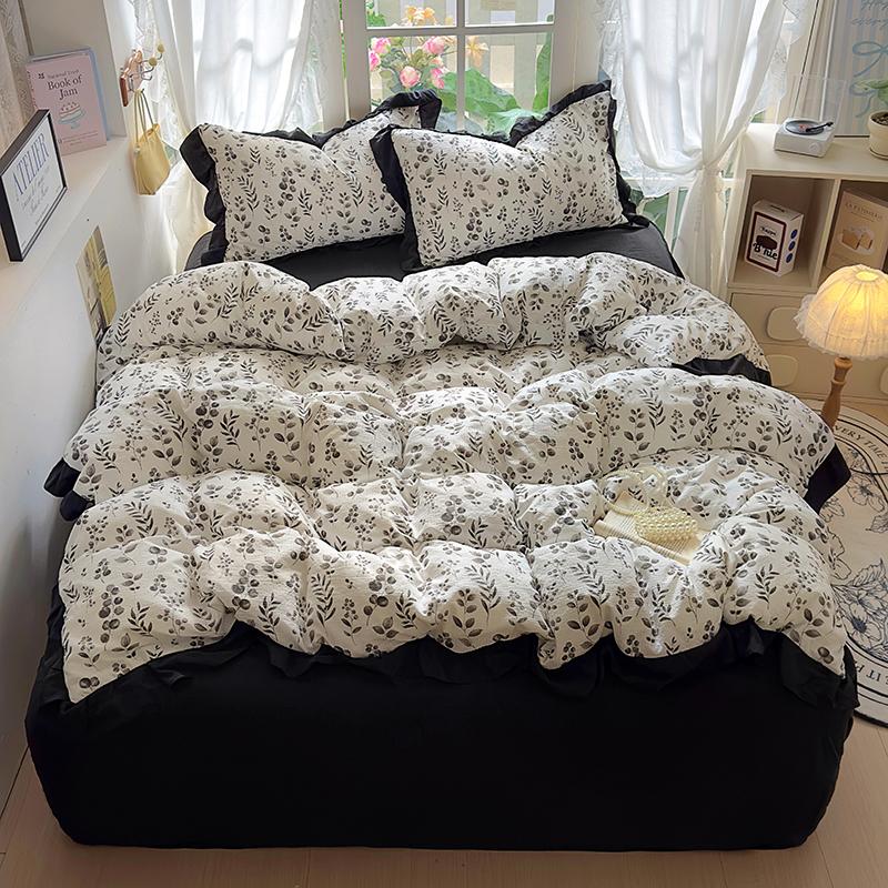 

New French Lace Wash Quilt Cover Korean-style Romantic Herben-style Black Print Four-piece Set Skin Friendly Bedding Set 150x200cm 4pcs&set