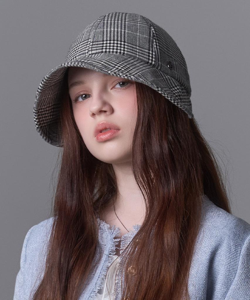 Hwaiteusaenjeu Purple Label Italian Wool Glen Check Short Bonnet Hat Paola