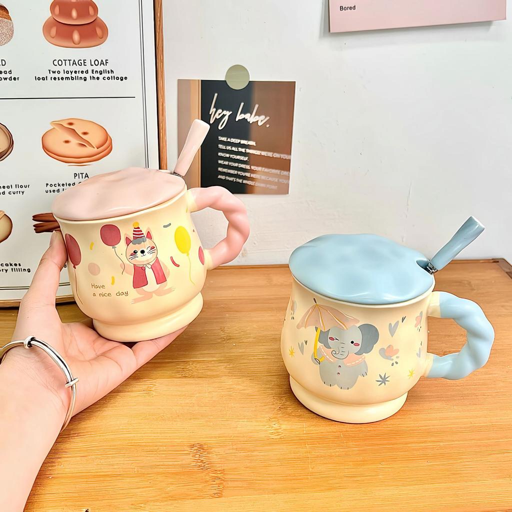 Cute High Value Mug with Lid Spoon Household Water Cup Ceramic Cup for Women's Office Cup Practical Birthday Gift