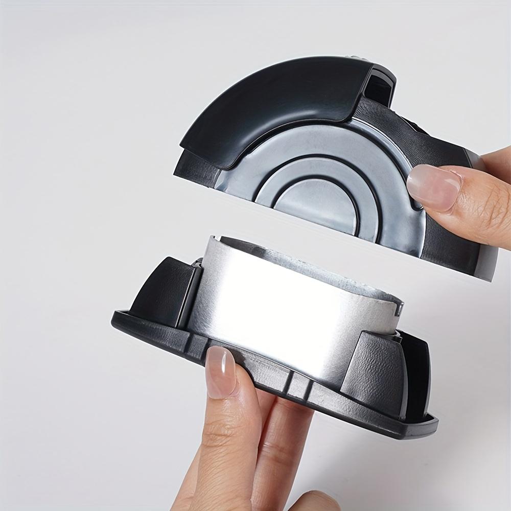 Car Ashtray Convenient Ash Storage with A Key To Open The Lid To Prevent Ash Flying Car Supplies Ashtray