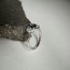 Серебряное кольцо с натуральным сапфиром 1.836ct, фианитами, вес изделия 3,07 гр (2178729)
