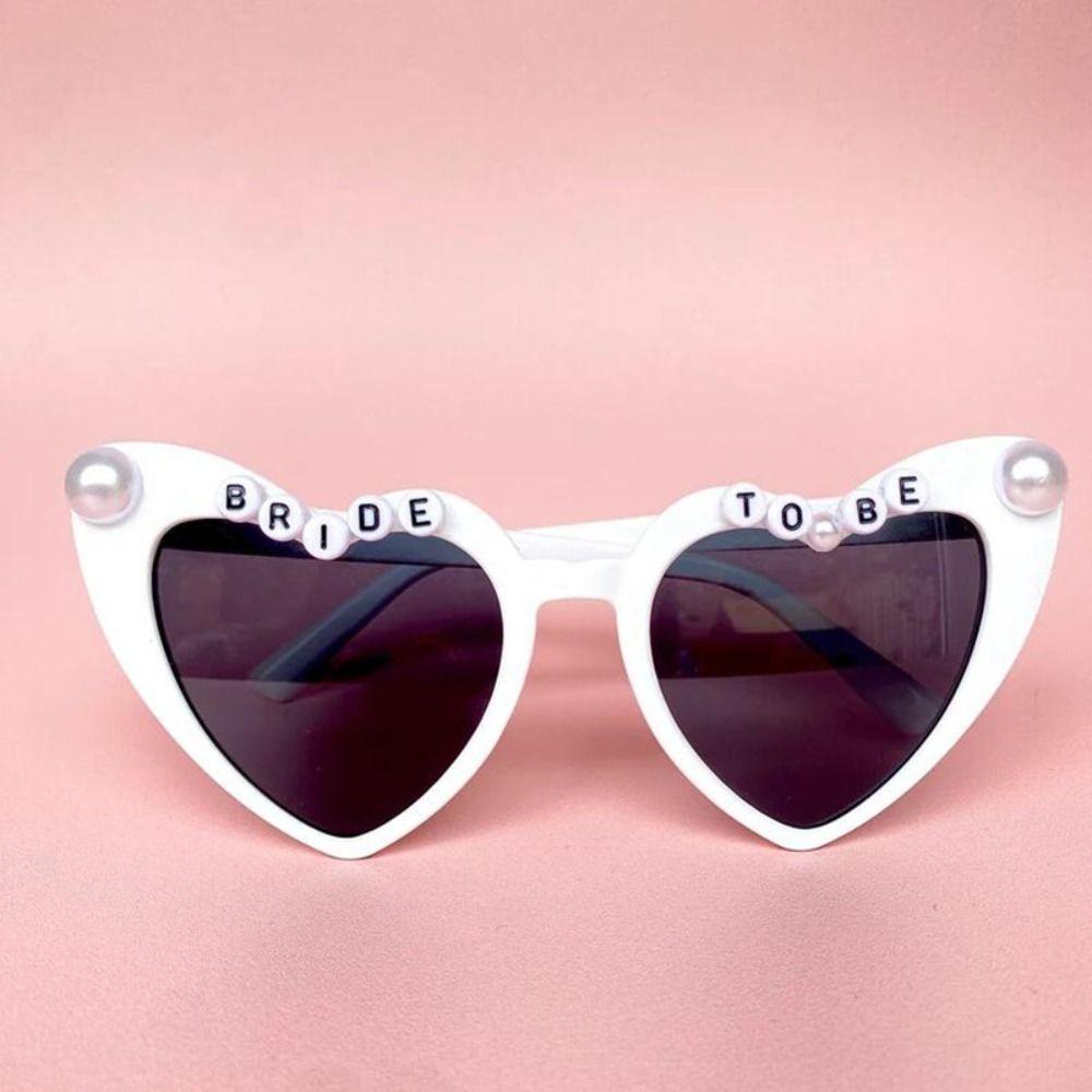 

Heart-Shaped Frame Pearl Decoration Sunglasses Colorful English Letters Travel Glasses Sun-Protective Bride Eyewear