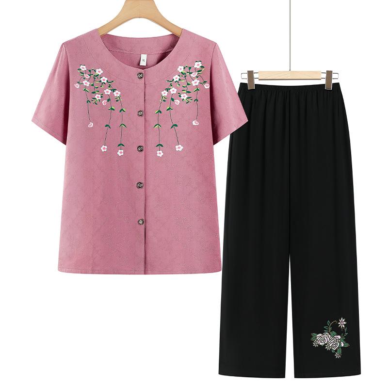Mom's 2026 Summer Cotton Linen Suit: Chic Two-Piece Cardigan Set for Stylish Middle-Aged & Elderly Women