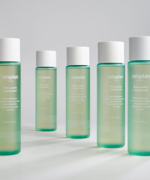 Rataflan Water Dropwort Calming Toner 210ml / Cica Skin for Trouble & Heat