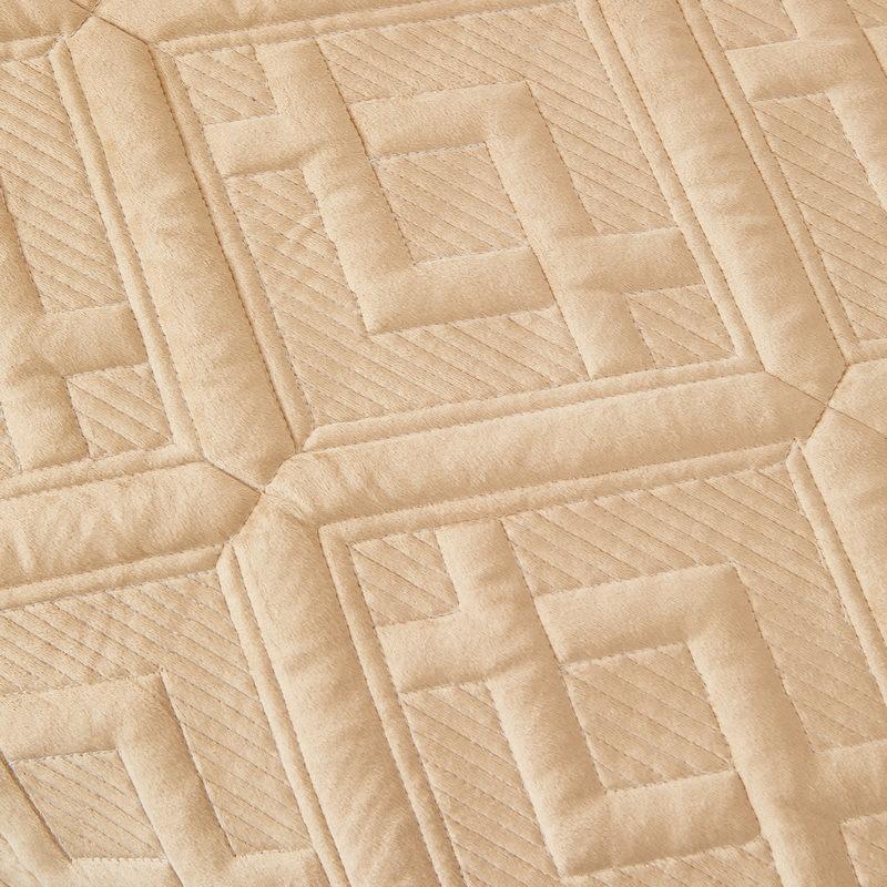 Modern Simple Autumn and Winter Short Plush Sofa Cushion Non-Slip Leather Sofa Cover Pure Color All-Matching Universal Sofa Cover Towel