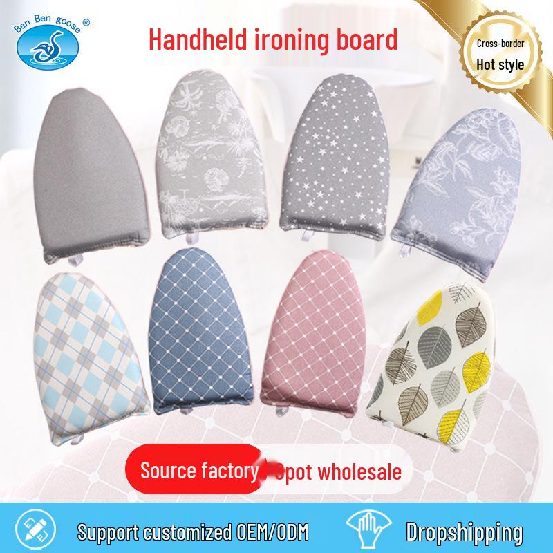 Kompaktes Klappbügelbrett mit Dampfer und Handschuh