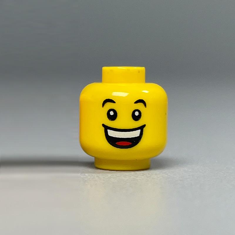 Building Block Minifigure Heads Set – Facial Expressions in Yellow