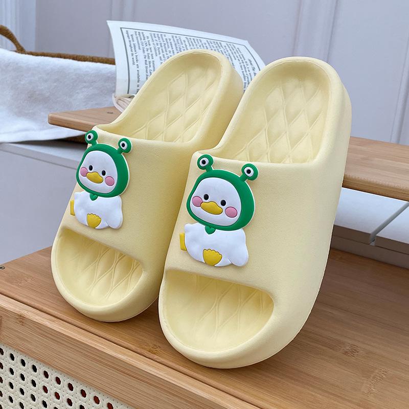 

Мультяшные наружные тапочки женские летние домашние для ванной комнаты купания толстая подошва легкие мягкие тапочки из ЭВА для дома классные тапочки 40-41 [one size smaller] жёлтый