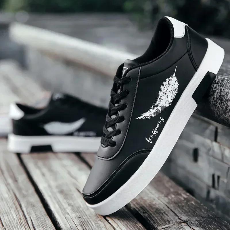 Men's Leather Casual Shoes Fashion Sneakers Lace Up Vulcanized Shoes Lightweight Leather Tennis Shoes for Men Zapatillas Hombre