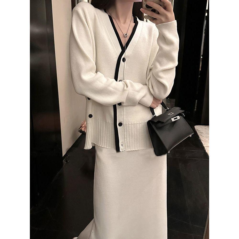 

Осінньо-зимовий жіночий трикотажний кардиган у корейському стилі з кольоровими блоками та набір спідниці міді А-силуету M (suggested for 100-120 jin)