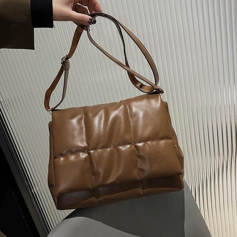 

Yogodlns винтажная клетчатая сумка с вышивкой, женская сумка через плечо из мягкой кожи, сумка через плечо с клапаном, дизайнерская сумка подмышками 28*16*22cm коричневый