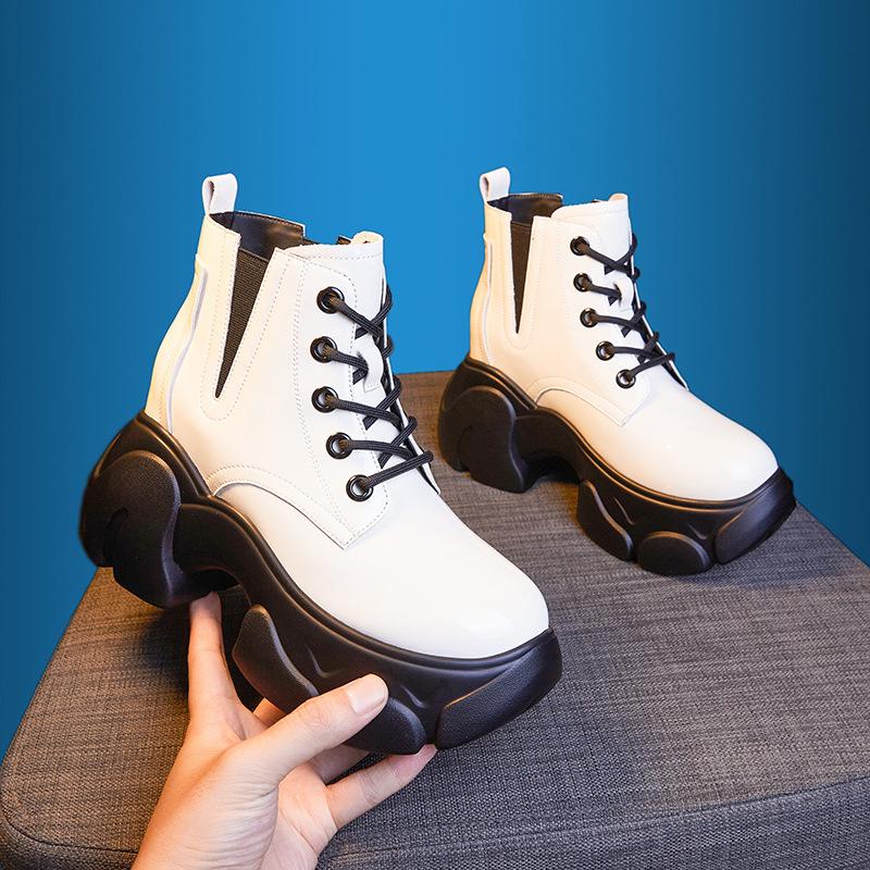 Inner Heightening Martin Boots Women's 2025 New Autumn and Winter Women's Black Chelsea Boots Children's Thick-soled Medium Boots Tide