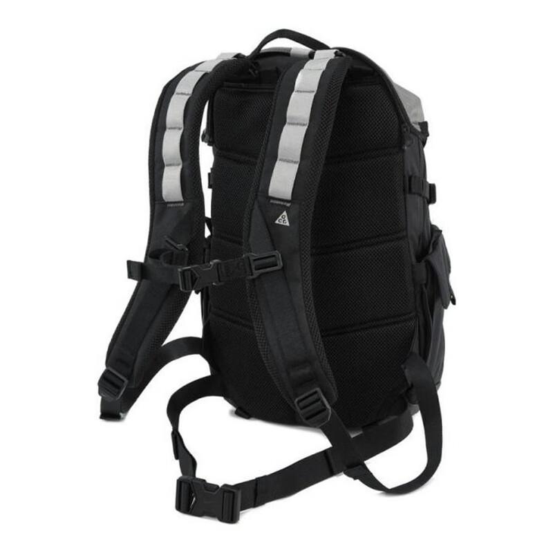 Nike ACG Daymax Backpack