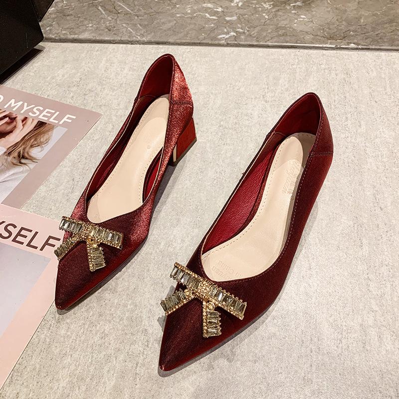 

Новые женские туфли-лодочки с мелким вырезом, бант, стразы, толстый каблук, высокие каблуки, милые, в стиле, с острым носком 39 бордовый