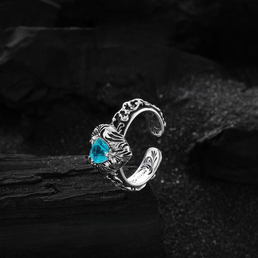 

Stylish Copper Retro Ring With Heart Design And Brilliant Zircon For Fashion Women Forward J6209