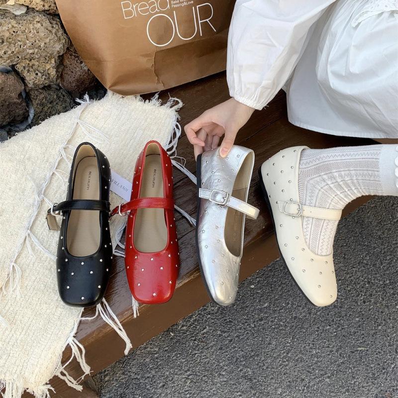 

Nei Zeng~ Retro Gypsy Star Rivet Ballet Single Shoes Women s Spring and Autumn One-word Buckle Strap Shallow Mouth Mary Jane Shoes 39 червоний