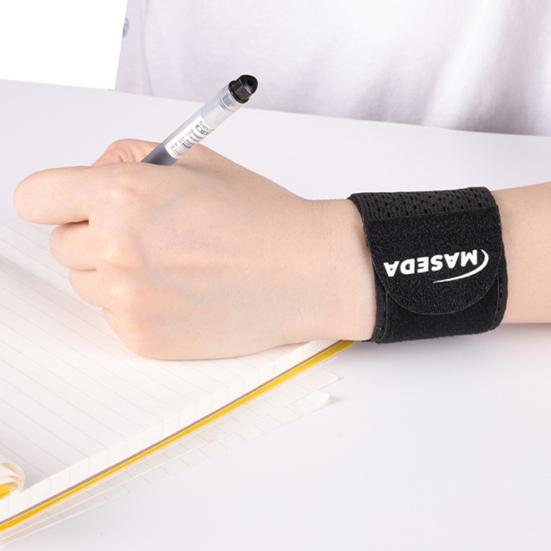 1Pc Wrist Wrap with Fastener Tape Adjustable Sweat-absorbing Weightlifting Powerlifting Hand Wrist Support
