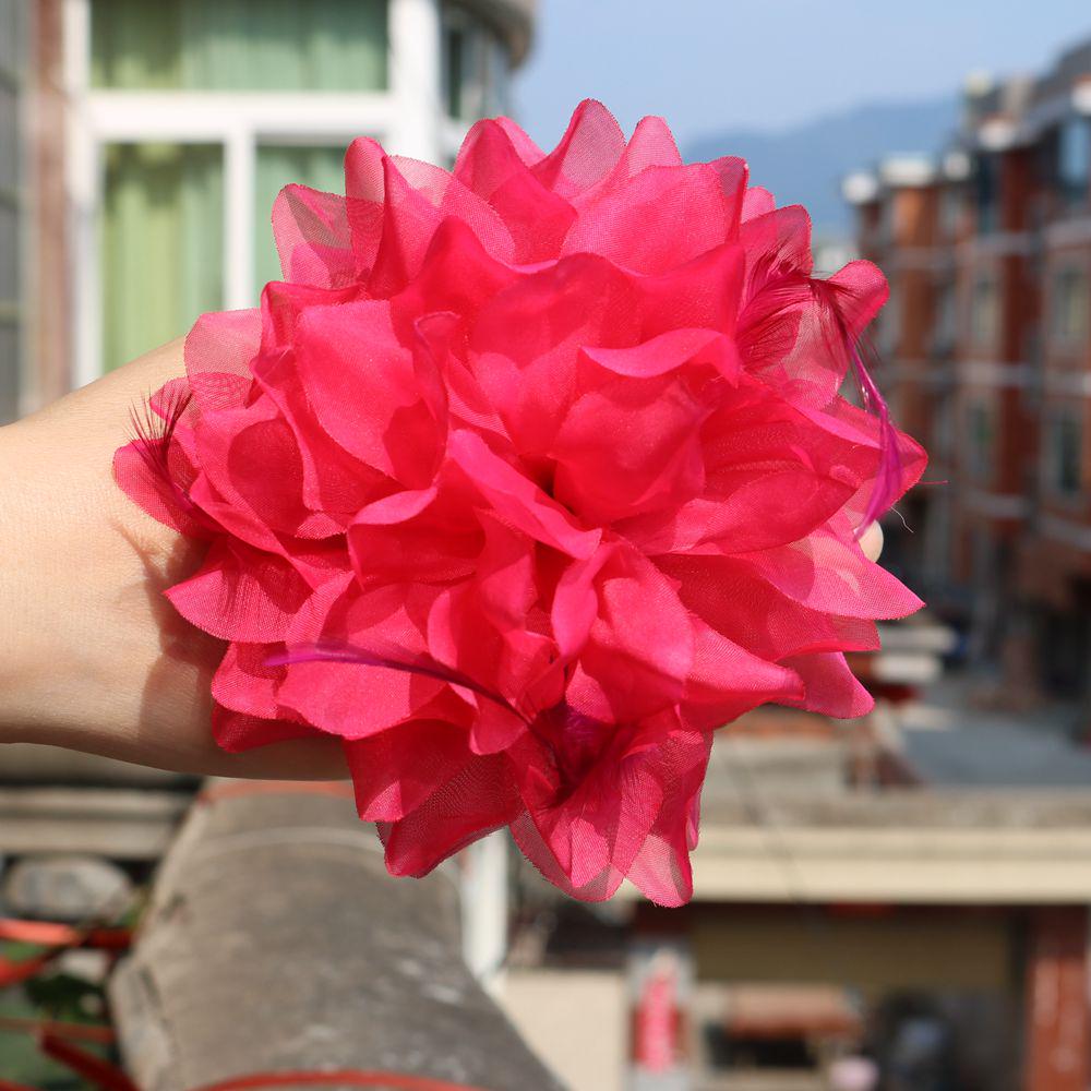 Children s Dance Headdress and Wrist Flowers for Performances and Weddings