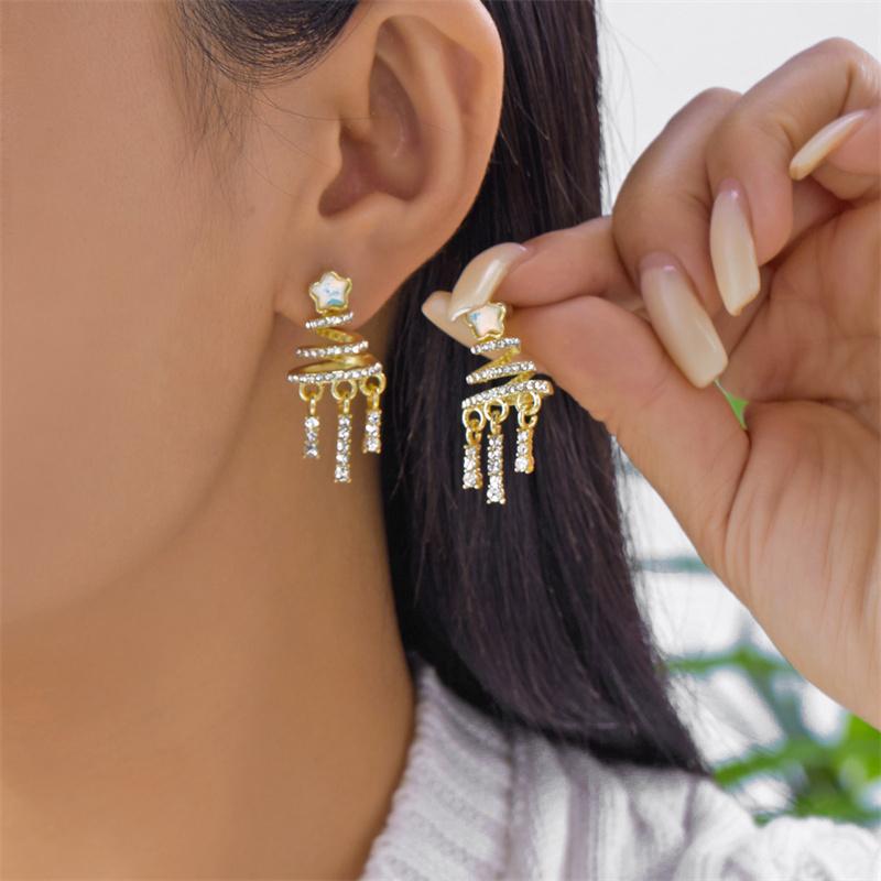 Trendy Green Christmas Tree Pendant Earrings for Women Sweet Cute Bowknot Colorful Zircon Tree Earrings Party Jewelry Gifts