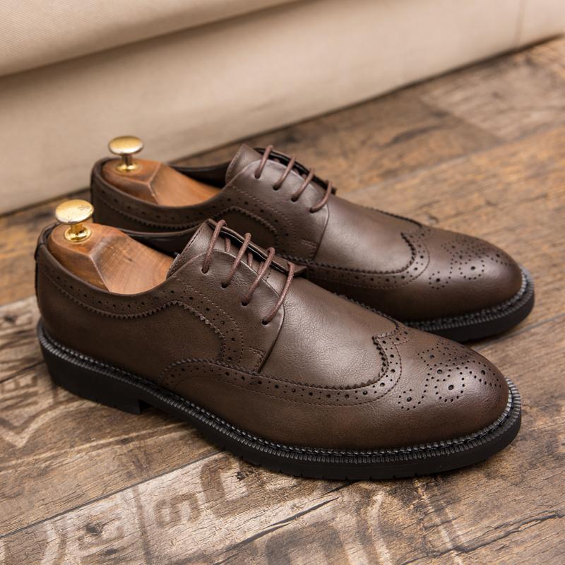 New fashion brock leather shoes men's business leather lace-up British style breathable casual dress Derby shoes