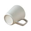 Japanischer Becher im Retro-Stil mit Reliefstreifen, minimalistischer Wasserbecher für den Haushalt mit großem Fassungsvermögen