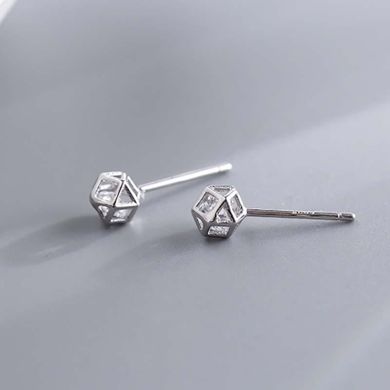 Geometric design cut ball earrings female hipster Flash diamond Rubik's Cube earrings sleep without picking earrings Girlfriends accessories