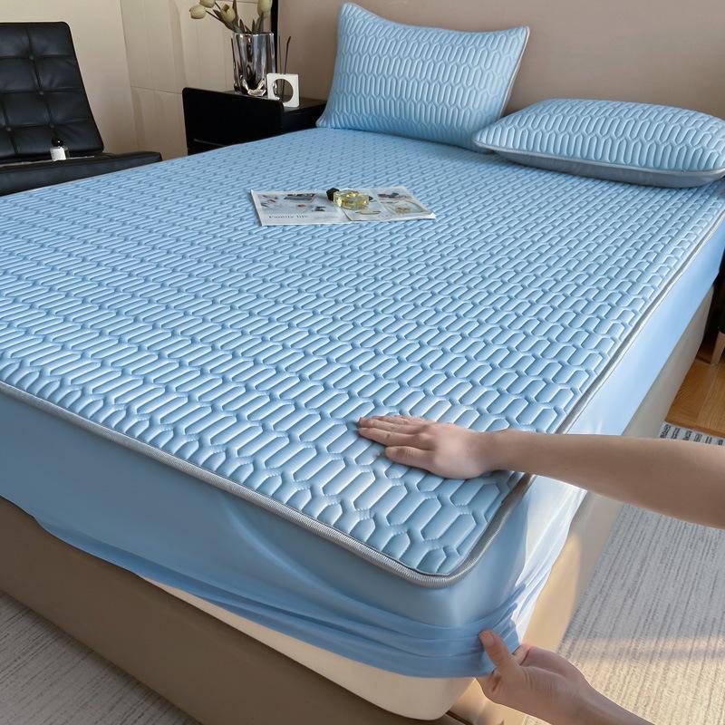 Class A Solid Color Cool Silk Latex Mattress Summer Ice Silk Mat Air Conditioner Mat High-End Washing Machine Washing 3Pcs