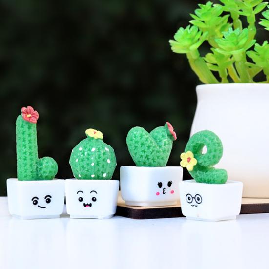4/8 stk/sett Mini potteplante kaktus ornament Tegneserieuttrykk KJÆRLIGHET Form Kaktus Plantepotte Statue Figur Hjemmekontor Skrivebordsdekorasjon
