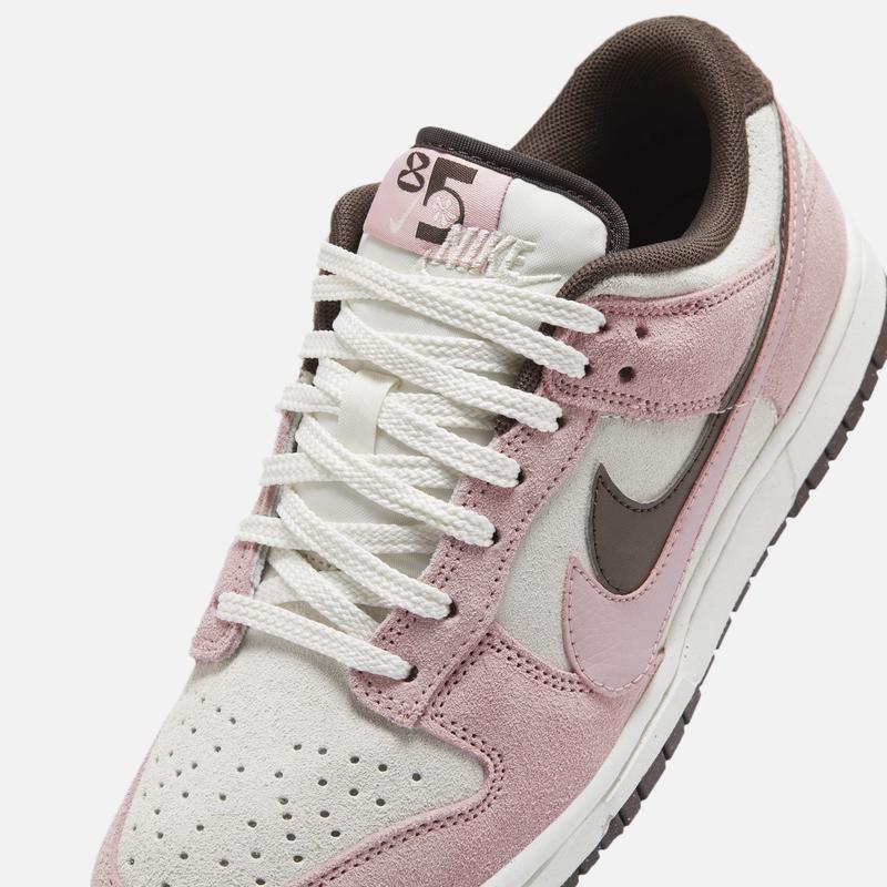 Nike Women's Lightweight Leather Sport Shoes with Winter Flat Rubber Sole NIKE DUNK LOW HV179
