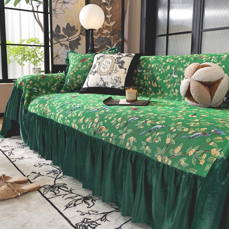 The new pastoral Xiaoxiangfeng sofa towel, French skirt non-slip cover towel, universal in all seasons, all-inclusive anti-cat scratch.