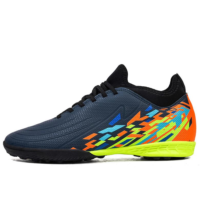 

Football Boots Men Outdoor Society Sneaker Boy Ultralight Resistant TF/FG Long Spikes Soccer Shoes Casual Unisex Football Shoes 35