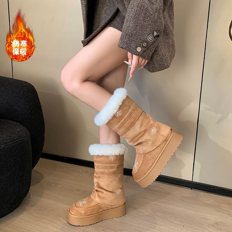 

Женские мягкие эластичные зимние теплые холодные утепленные сноубутсы толстая подошва нескользящие износостойкие уличные для отдыха спортивные длинные хлопковые сапоги 40 верблюд