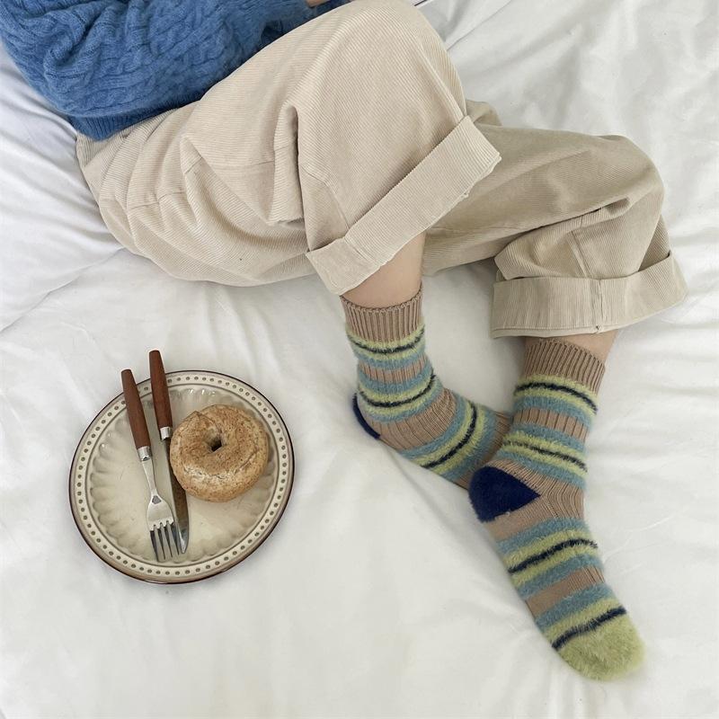 Thick Line Striped Color Blocking Contrast Mink Furry Socks Sweet Retro Warm Socks