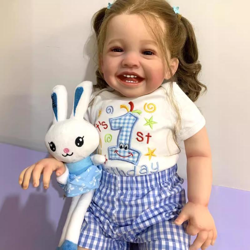Lebensechte Reborn-Puppe Mila mit bemalter 3D-Haut, 60 cm, Stoffkörper mit PP-Baumwolle, Simulationspuppe, echt aussehende, glücklich lächelnde Babypuppen für Kinder, Weihnachtsgeschenk