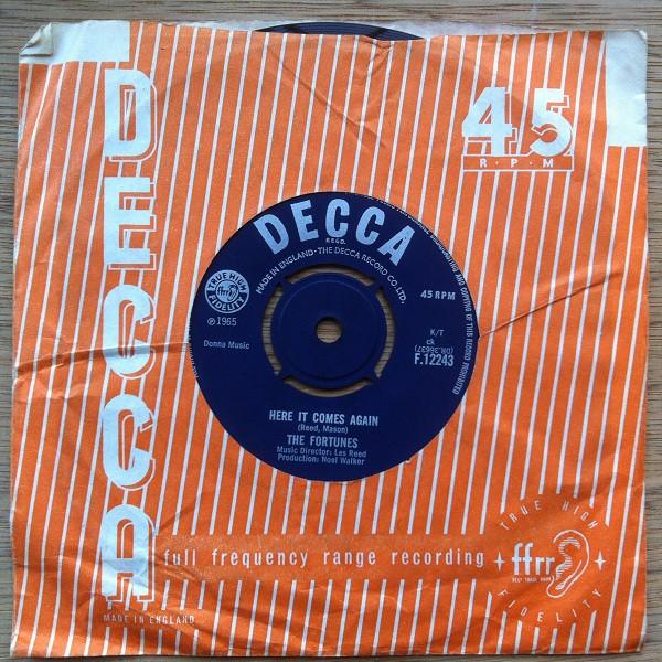 

7inch Record FORTUNES - Here It Comes Again F12243 Decca 1965 UK Rock Used