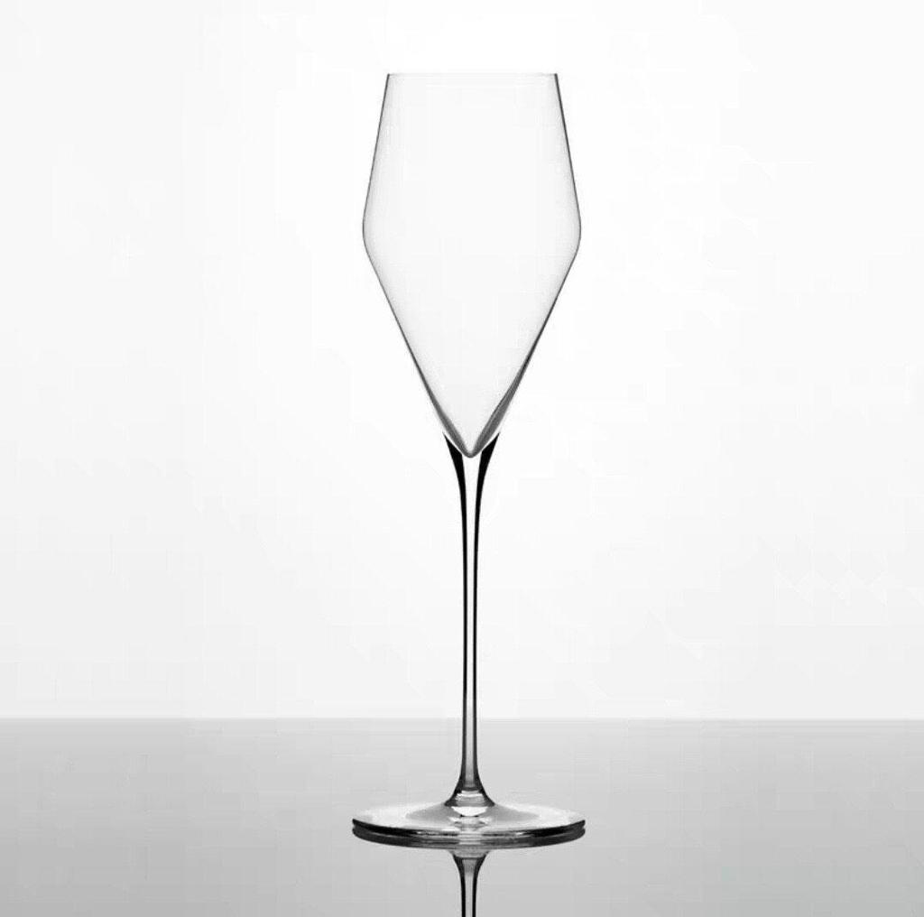 Luxurious Handmade Crystal Champagne Flutes – Ultra-thin, Thin-Stemmed Red and Sparkling Wine Glasses.