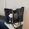 Simple High-end Bag Women's New Versatile Commuter Shoulder Bag College Students Class Tote Bag Large Capacity