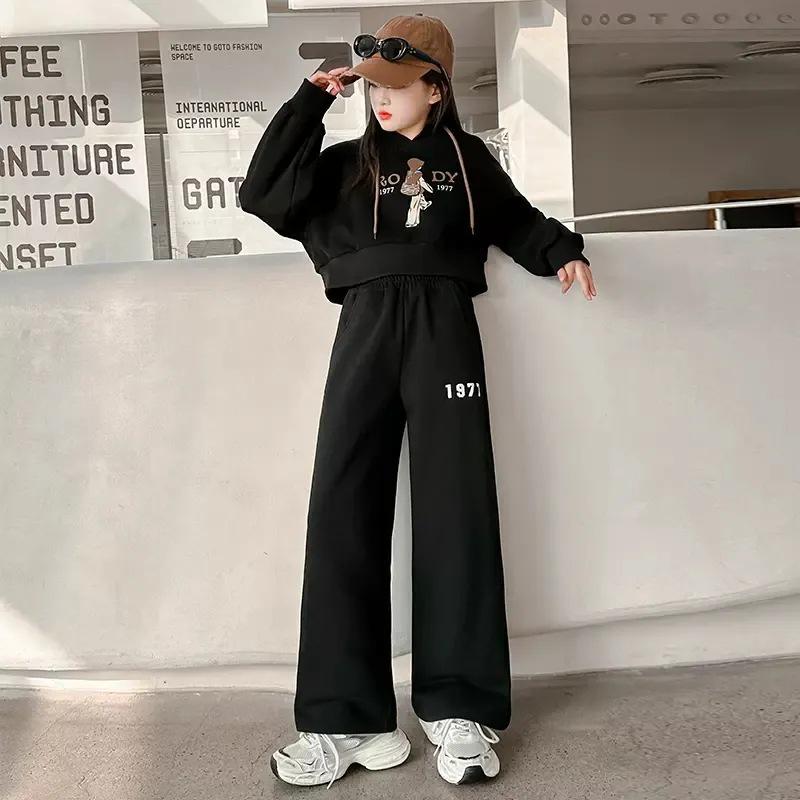 Girls' Spring/Autumn Letter Casual Hooded Sweatshirt & Trousers Set - Internet Celebrity Style Two-Piece Suit