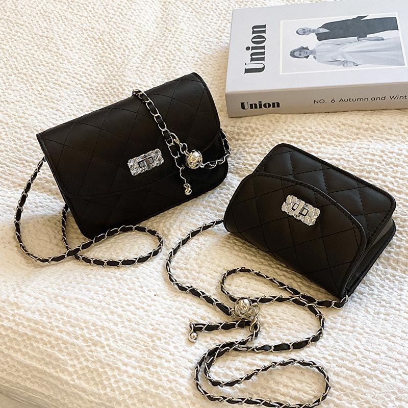 

Повседневные сумки для женщин Простые индивидуальные сумки через плечо Красивые летние сумки для поездок на работу Новые модные и модные маленькие квадратные сумки Small