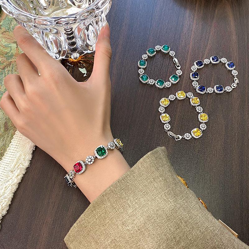 Jewelry Retro Simulation Color Treasure Light Luxury Full Diamond Bracelet Bracelet Jewelry Heroine Stone 8 * 8