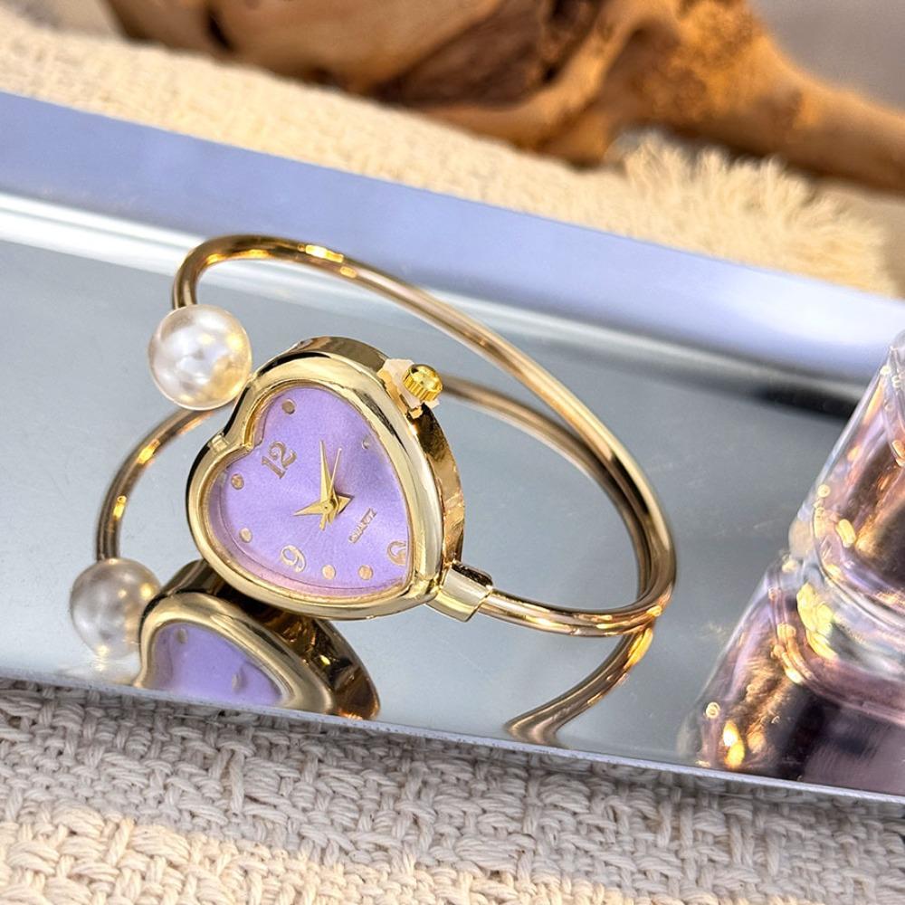 New Heart-shaped Dial Pearl Watch Adjustable Elegant Bracelet Watch Gift Luxury Ladies Watch for Women